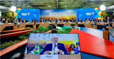 巴西總統魯拉(Luiz Inacio Lula da Silva)7日在金磚峰會上發言。 (圖:X@LulaOficial)