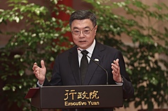台電維修人員遭電擊，行政院表示，院長卓榮泰不捨已指示經濟部及台電提供協助。示意圖。
