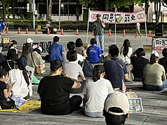 公民團體中市府前辦肥皂箱開講　號召同意罷免
首波大罷免投票即將在26日登場，有公民團體16日晚
間在台中市政府前廣場舉行肥皂箱開講，呼籲市民朋
友務必票投同意罷免、汰除不適任立委。
中央社記者郝雪卿攝  114年7月16日
