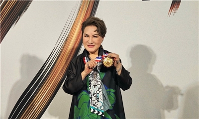 歌仔戲傳奇人物楊麗花10日獲頒行政院文化獎，盼歌仔戲持續創新，留住觀眾。(劉品希 攝)