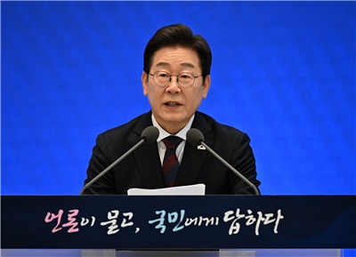 南韓總統李在明(Lee Jae Myung)3日召開就職滿月記者會。 