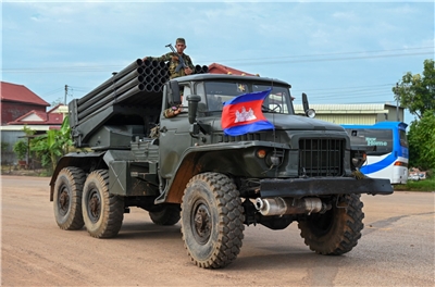 圖為柬埔寨軍隊的BM-21火箭炮。