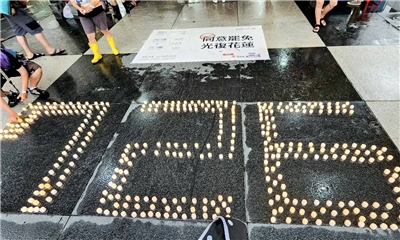 罷團之一挺美小隊在投票前舉辦活動，爭取花蓮民眾支持。(歐陽夢萍 攝)