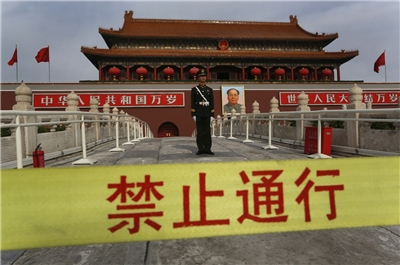 中共當局在每年六四時都升級控制，試圖阻止任何公開紀念1989年民主運動。圖為天安門廣場。(美聯社/達志影像)