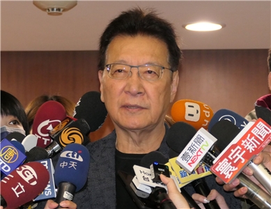 前中廣董事長趙少康亮票，警擬傳辦最重2年以下有期徒刑。(檔案照/趙婉淳 攝)