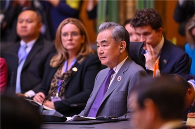 中國外交部長王毅出席東亞峰會外長會。(圖：中國外交部)