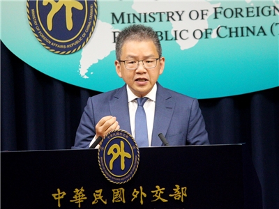 外交部亞非司司長顏嘉良29日表示，政府會持續與國際人道組織合作，參與加薩地區的人道援助及相關重建計畫 (央廣記者王照坤 攝)