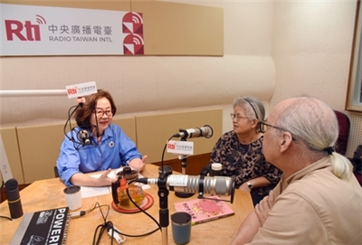 謝宗榮老師 李秀娥老師接受美麗的台灣節目專訪