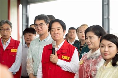 颱風丹娜絲造成雲嘉南地區農業嚴重損害，賴清德總統10日前往雲林勘災。(圖：總統府)