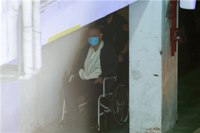 台北地方法院審理京華城案，21日裁定沈慶京（前）1億8000萬元交保並限制住居、限制出境、出海及配戴電子腳環及個案手機。 (資料照：中央社)