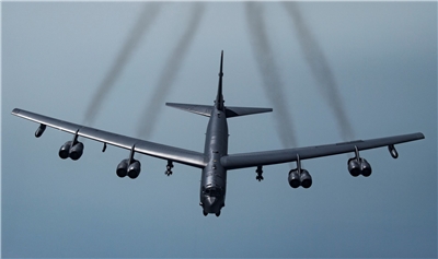 美國空軍B-52H (U.S. B-52H)戰略轟炸機。