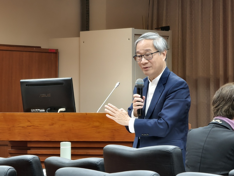 行政院會21日通過115年度中央政府總預算案，將送立法院審議。文化部長李遠表示，感謝行政院對文化部的全力支持，在財劃法實施及包含前瞻計畫等特別預算屆期情況下，仍維持文化部及支持地方文化建設的預算規模。
