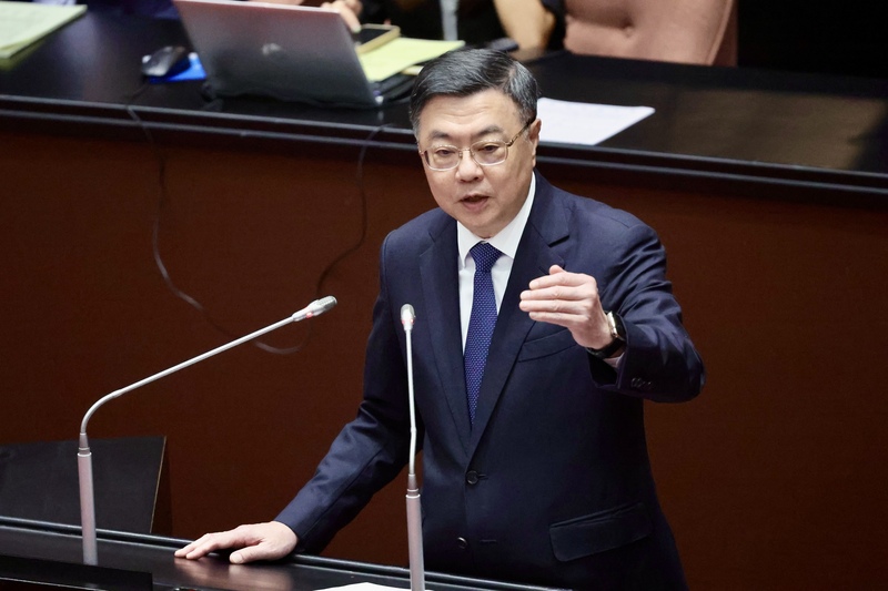 台美關稅談判持續進行，行政院長卓榮泰25日表示，後續談判目標是爭取更有利、更合理的對等關稅，以及一併磋商232條款，同時爭取不以疊加計有稅率方式計算。他並指出，依據國際談判慣例，在未達成協議前不會對外說明，後續若達成協議，將送國會審議。(圖:中央社)