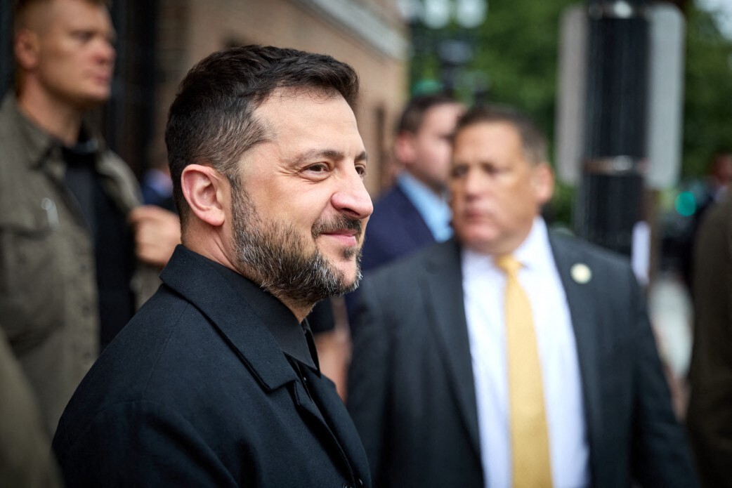 烏克蘭總統澤倫斯基（Volodymyr Zelenskyy）(圖) 與歐洲多國領袖18日赴白宮與美國總統川普會談。