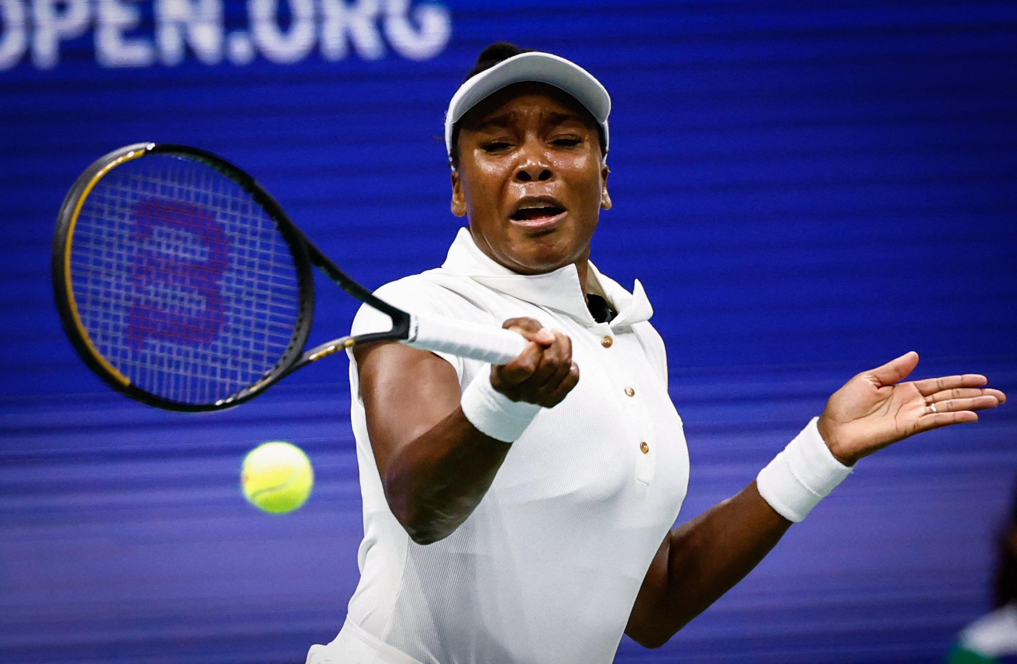 大威廉絲（Venus Williams）美網女單首輪出師不利，以1比2輸球。