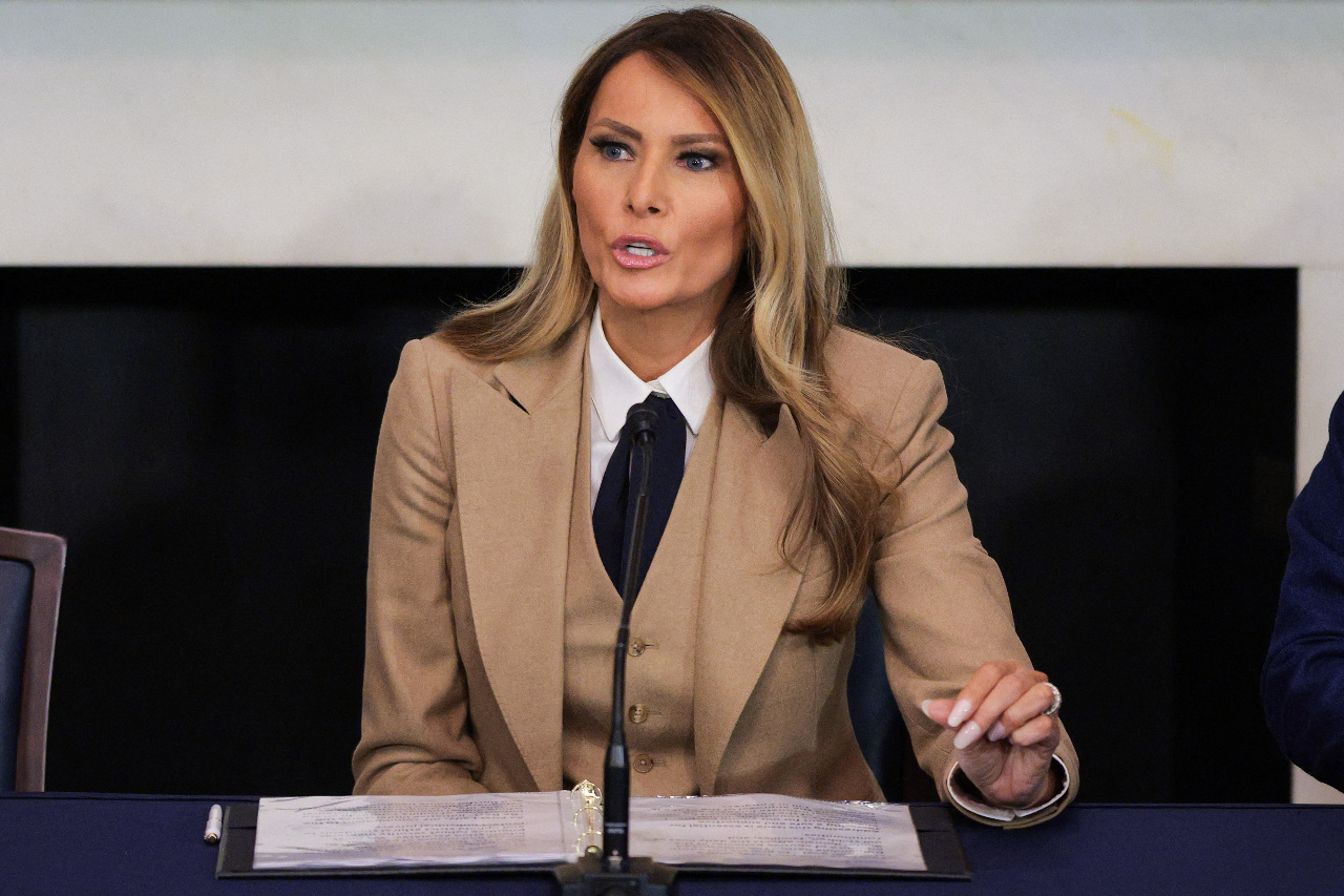 美國第一夫人梅蘭妮亞．川普(Melania Trump)致函俄羅斯總統蒲亭，請求為了兒童實現和平。(檔案照)