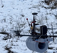 烏克蘭查獲國防弊案，涉浮報電子戰與無人機價格。圖為烏克蘭生產的第一人稱視角(FPV)無人機，示意圖。(法蘭基夫提供/中央社)