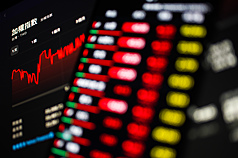 台股開高漲逾250點 攻上23600點。示意圖。