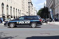 美國華盛頓特區部署特勤局、都會區警察局及公園警察等執法單位。圖為公園警察用的警車。