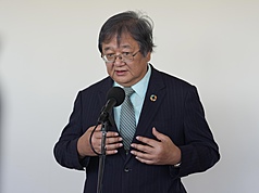 衛福部長邱泰源（圖）14日在立法院受訪。