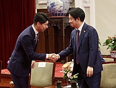 賴清德總統18日接見「日本自民黨青年局海外研修團」時表示，台、日雙方在民主、自由等核心價值上高度契合，並在面臨困難時始終互相扶持。總統感謝日本長期支持台灣。 資料照。(圖:中央社)
