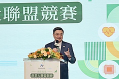行政院長卓榮泰28日在台北出席「創業綻放計畫」啟動記者會，致詞時表示，政府持續聚焦AI新10大建設，也積極強化新創能量，因為投資創新創業就等同是投資台灣未來。