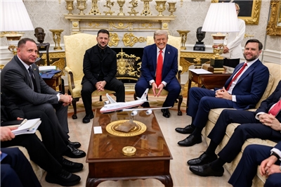 烏克蘭總統澤倫斯基(Volodymyr Zelenskiy)在與美國總統川普(President Donald)和歐洲領導人會晤後，於19日表示，基輔的安全保障方案很可能在10天內敲定。資料照。(X@@WhiteHouse)