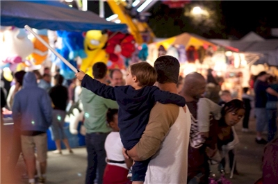 兒盟調查顯示，8成爸爸有經濟壓力，2成3受關稅影響。示意圖。 (圖:foter)