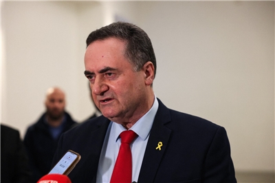 敘利亞國家媒體28日報導，以色列軍隊數度轟炸敘利亞首都大馬士革附近一處地點後，27日夜間對當地發動空降突襲。以色列並未證實發動這次突襲，但國防部長卡茲(Israel Katz)表示，以色列軍隊「在所有戰區」行動，以確保國家安全。資料照。 (AFP)