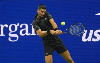 塞爾維亞名將喬科維奇（Novak Djokovic）24日在美網首輪獲勝。