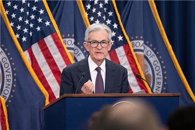 美國聯準會主席鮑爾(Jerome Powell)將於台灣時間22日晚間在全球央行年會上發表演說。資料照片(FB/@federalreserve)