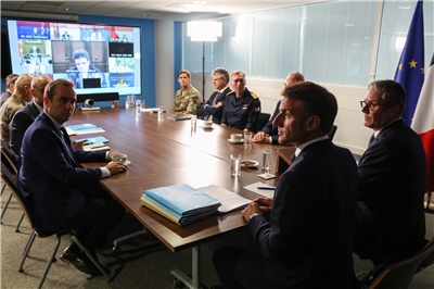 圖為英、法主導組建的軍援烏克蘭「志願者聯盟」(Coalition of the Willing)7月間召開視訊峰會。 (檔案照)