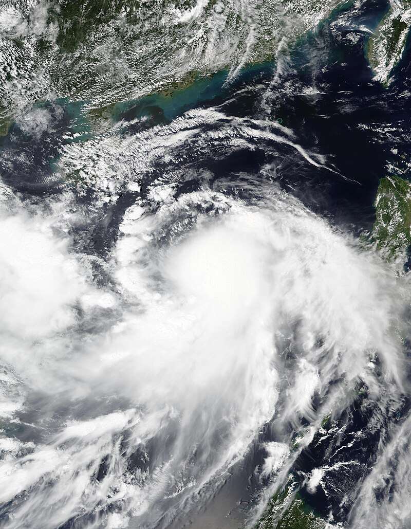 隨著颱風颱風博羅依(Bualoi)逐漸逼近，越南當局計劃在28日疏散沿海地區的逾25萬居民。(圖：維基百科)