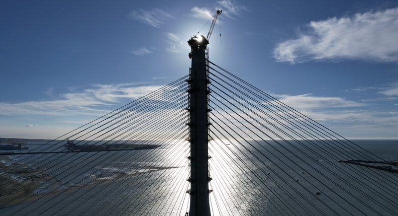 交通部公路局向經濟部智慧財產局申請「淡江大橋」相關商標，引發關注。