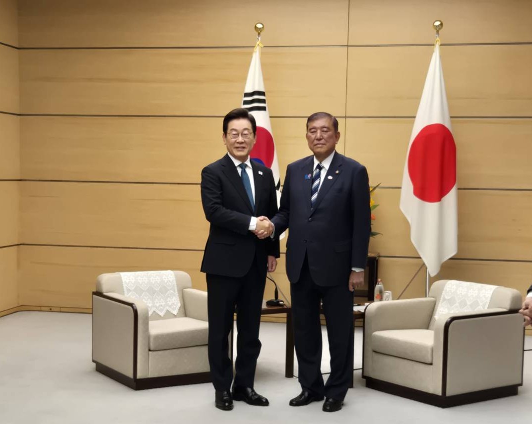 日本首相石破茂(右)、南韓總統李在明(左)。 (資料照X@shigeruishiba)