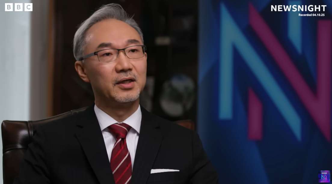 駐英國代表姚金祥近日接受英國廣播公司(BBC)第2台深度新聞電視節目「新聞之夜」(Newsnight)專訪。(翻攝YT/@BBCNewsnightonline)