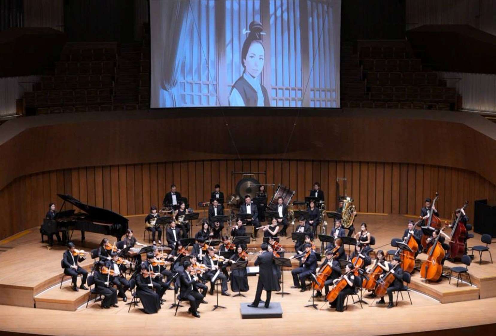 透過AI生成的水彩動畫與交響樂的結合，富瑜基金會重現梁祝經典曲目，科技與經典的完美交會，讓長輩也有全新感受。圖：富瑜基金會提供