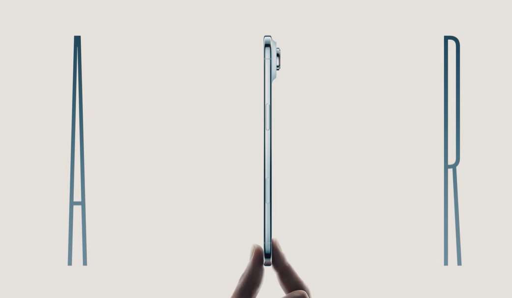 蘋果公司今年推出史上最輕薄的手機iPhone Air (YT/@Apple)