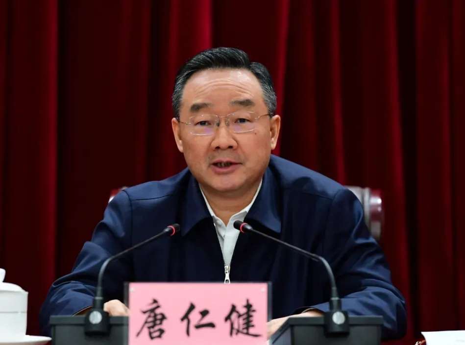 中國前農業農村部長唐仁健因涉貪在28日被法院判處死刑，緩期2年執行。(圖：微博)