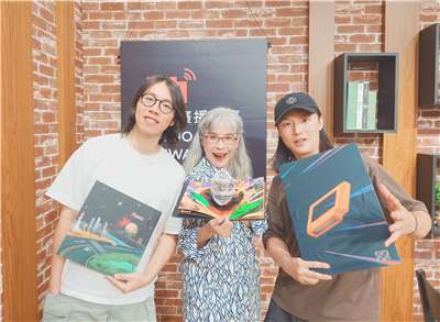 Voice to the World 節目主持人介文專訪 Plutato 樂團