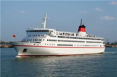 中國渡輪示意圖。(AI生成)