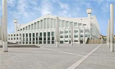 位於倫敦的Ovo溫布利體育館(Ovo Arena Wembley)17日響起支持巴勒斯坦的口號，這個可容納1萬2,500人的場館，將舉辦英國針對加薩(Gaza)人民的最大規模募款活動。資料照。(維基百科)