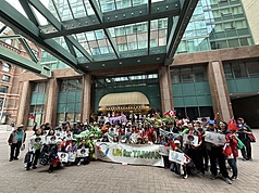 多倫多台灣僑民發起「支持台灣加入聯合國及國際民航組織（ICAO）」遊行活動，結束前大合照。