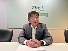 行政院政務委員陳時中(圖)說，政院將推動「好孕3方案」。