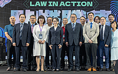 副總統蕭美琴3日晚間出席台北律師公會114年度律師
節慶祝大會，蕭副總統感謝律師朋友總是在社會最需
要的時候挺身而出。
（總統府提供）

