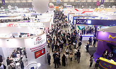 SEMICON Taiwan 2025 國際半導體展10日起連續3天在南港展覽館盛大登場，首日即吸引許多業界相關人士到場。