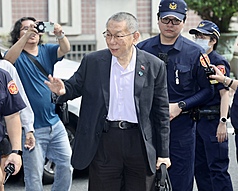 高院12日撤銷民眾黨前主席柯文哲原交保裁定，發回北院更裁。
