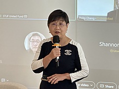 僑委會委員長徐佳青近期訪問多國僑社，11日與世台聯合基金會人員交流NGO工作經驗。