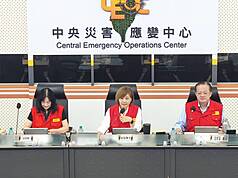 中央災害應變中心30日表示，花蓮馬太鞍溪堰塞湖溢流釀災，共釀18死、6失聯、121傷，災區仍有1606戶需清淤，預定中秋連假前完成第一階段工作。（中央災害應變中心提供）
