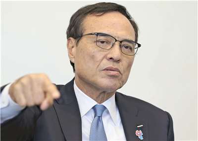 新浪剛史辭去三得利董事長一職。（資料照）

